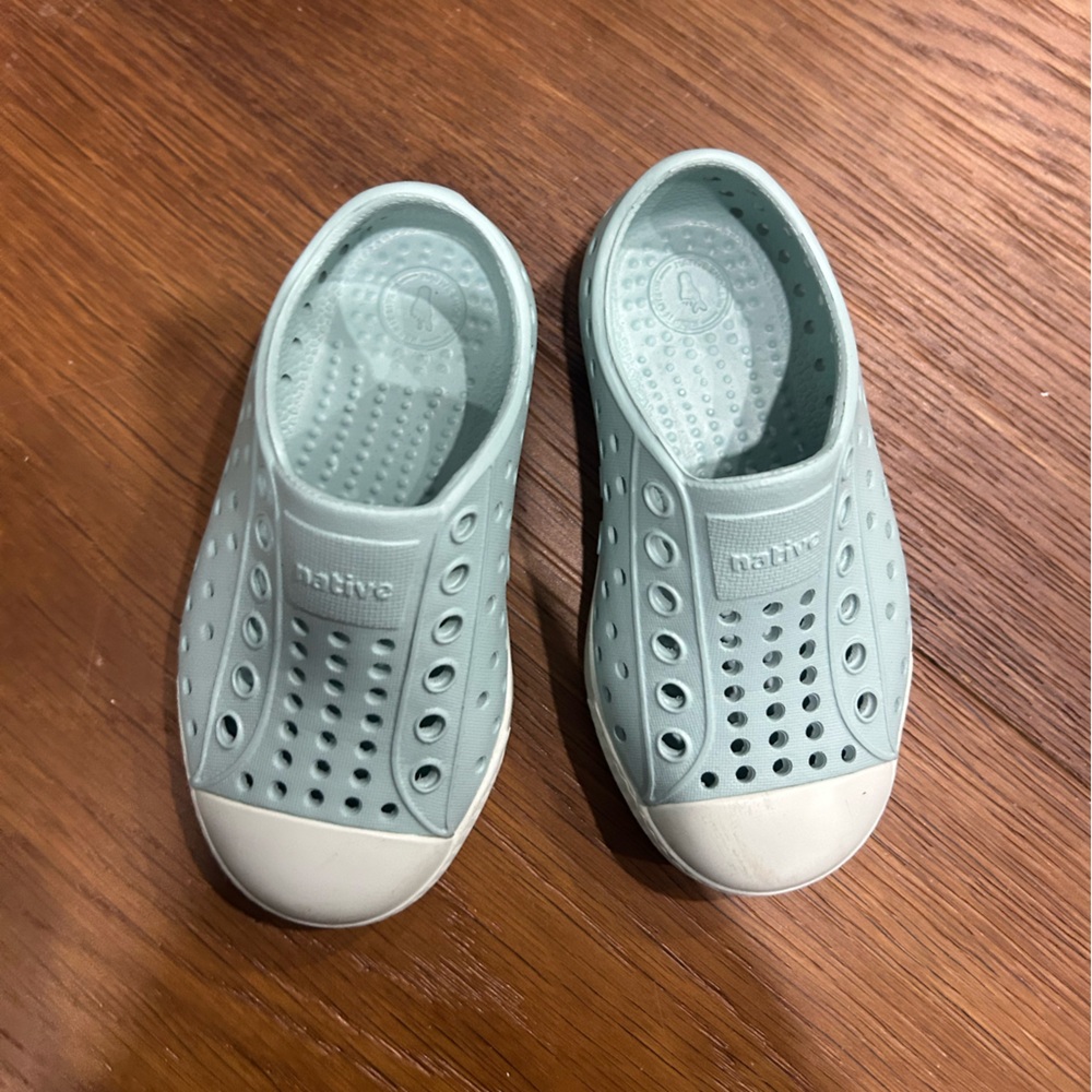 Native Kids Water Shoes